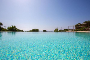 VILLA BIANCA con piscina e vista mare Gagliano Del Capo